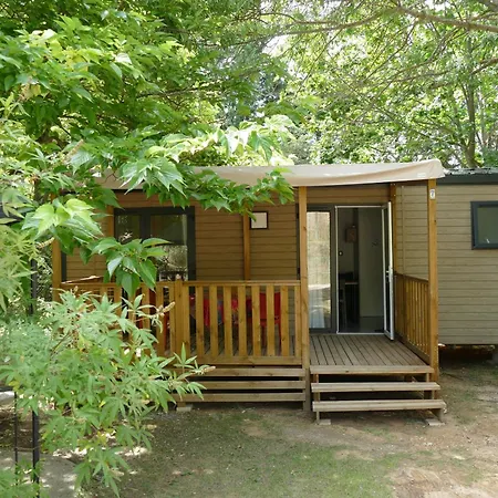 אתר קמפינג Le Vieux Colombier